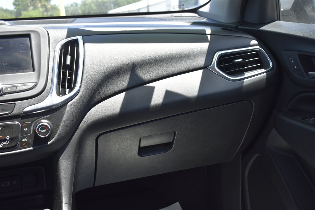 2021 Chevrolet Equinox LT - Photo 24
