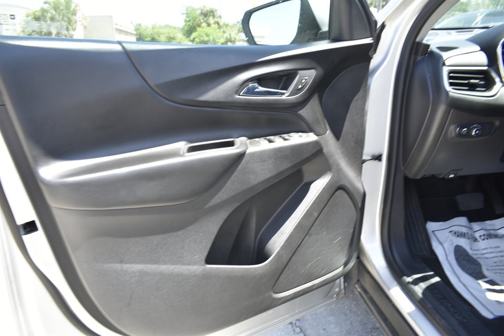 2021 Chevrolet Equinox LT - Photo 38