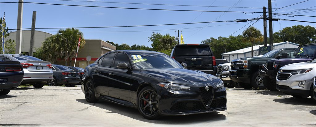 2020 Alfa Romeo Giulia 2.0 Ti Sport Carbon Auto's photo
