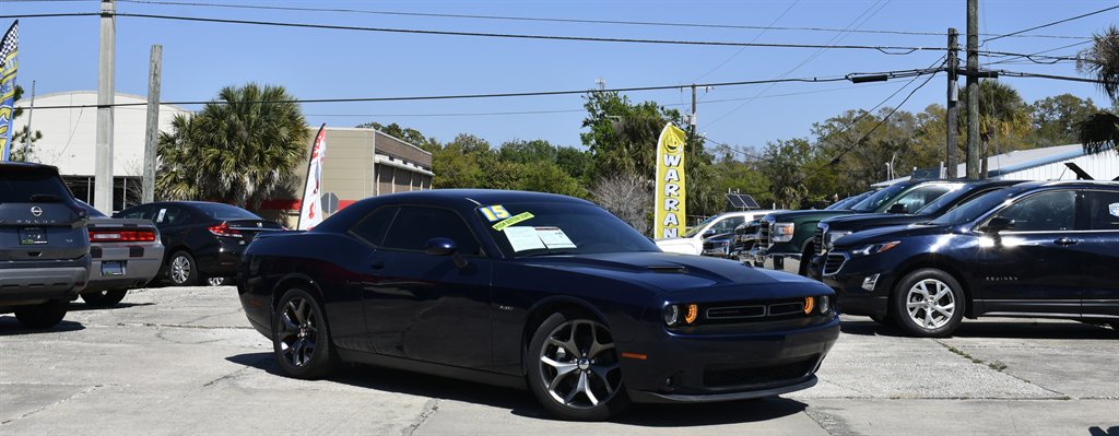 2015 Dodge Challenger R/T's photo