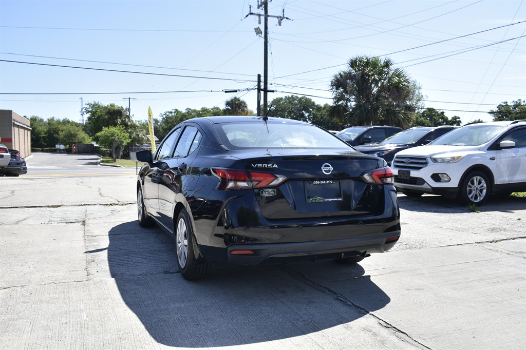 2021 Nissan Versa Sedan S - Photo 7